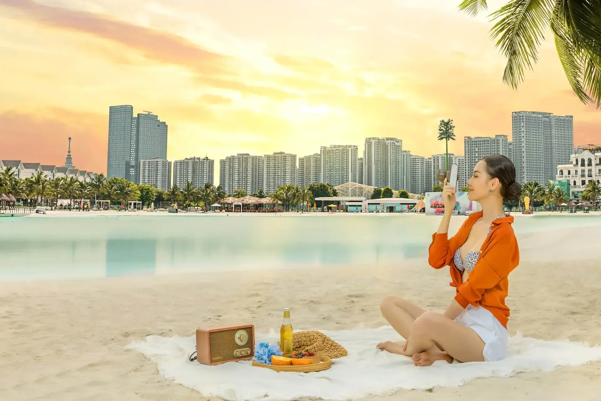 Bãi cát trắng mịn bên biển nhân tạo nước mặn Vinhomes Ocean Park 1
